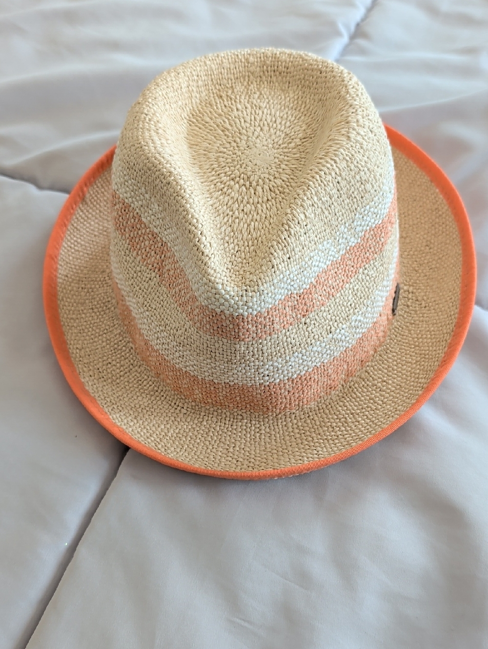 Roxy Kids Straw Fedora in Natural and Peach